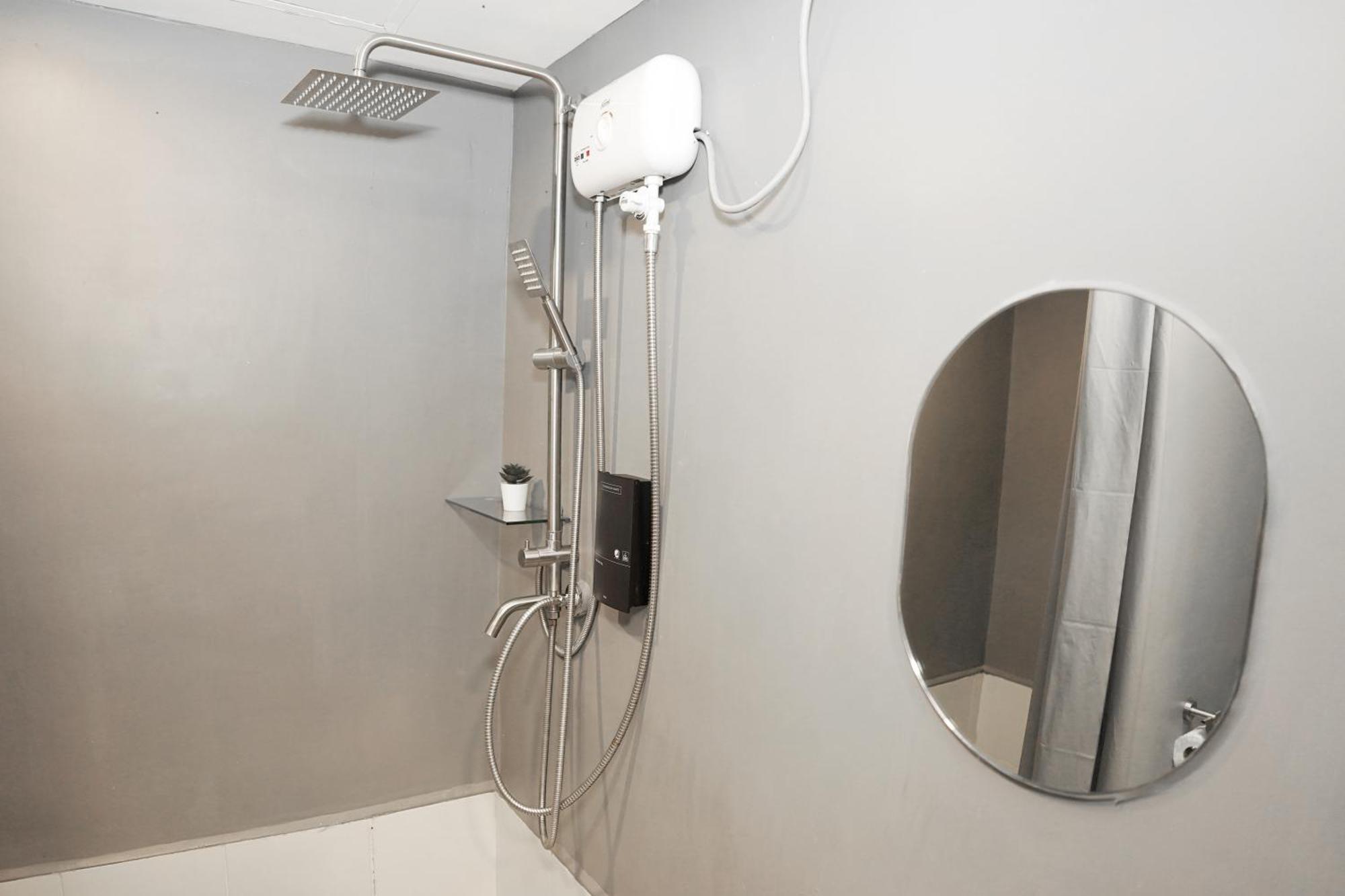 Mystay Hotel Bgc South Тагуиг Екстериор снимка